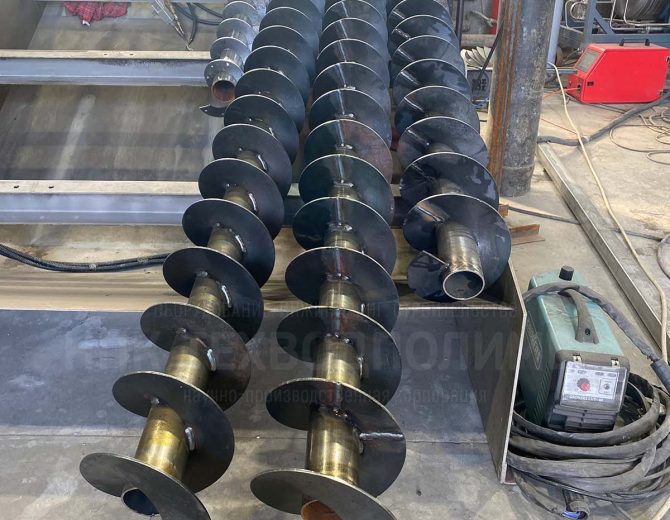 Шнековые вал